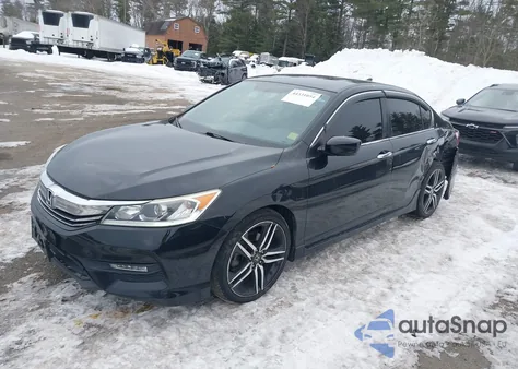 2017 Honda Accord Sport z USA, uszkodzony, nr VIN 1HGCR2F56HA158139